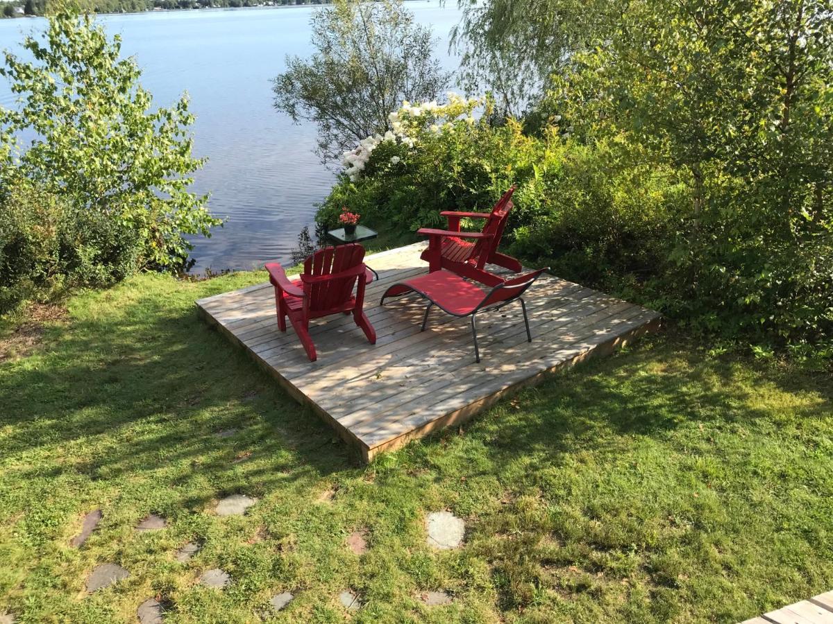 Le Gite Du Lac A La Tortue Herouxville Exterior foto